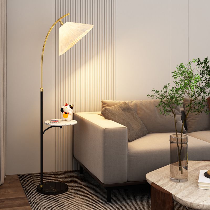Lampadaire Parapluie LED Tablette