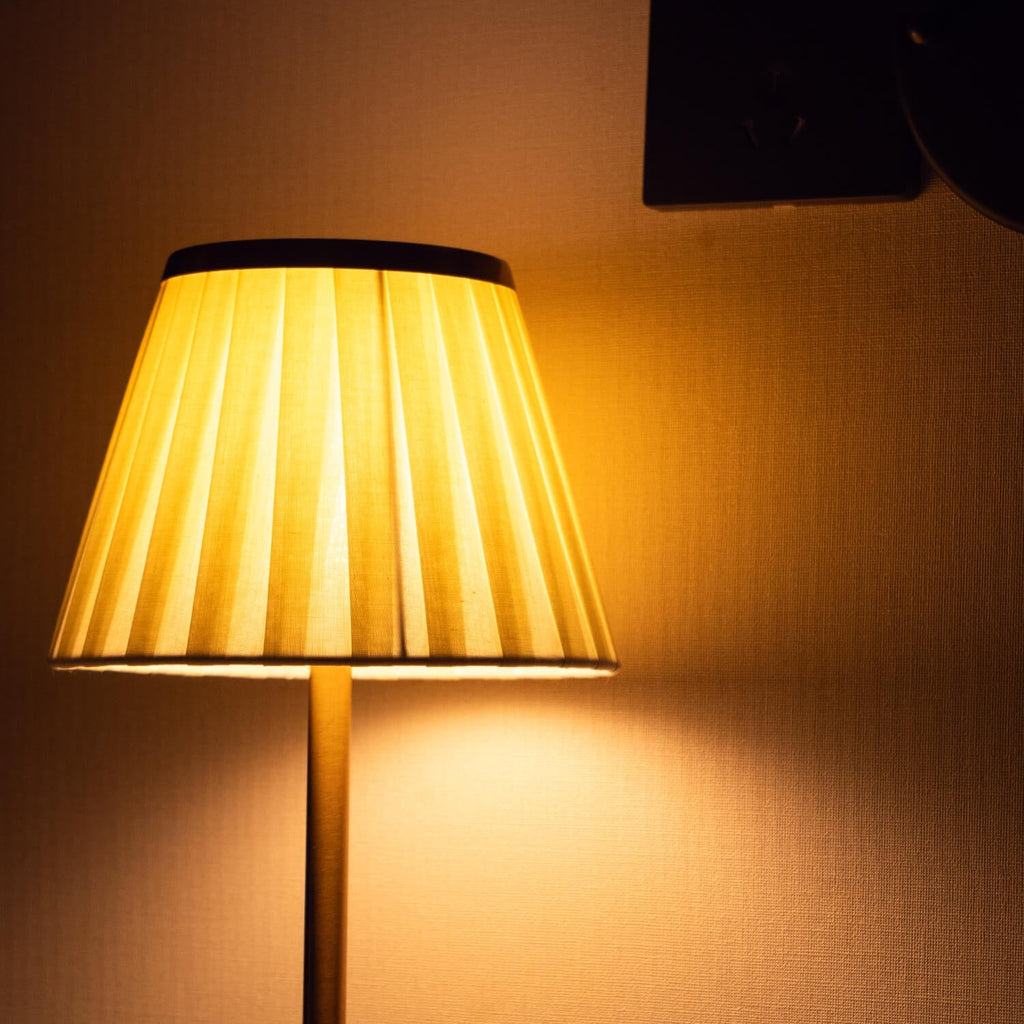 Lampe de Chevet Sans Fil Tissu LED – Rechargeable Tactile Design, Kumas