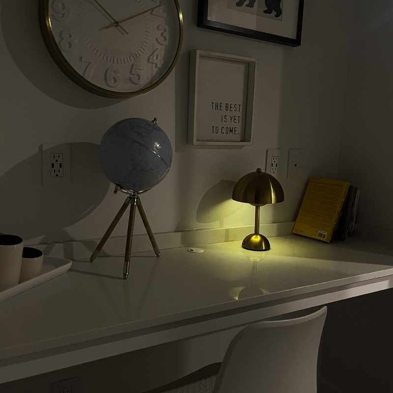 Lampe de Table Moderne et Sans Fil - Brûlée