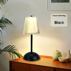 Abat jour en acrylique transparent diffusant une lumiere homogene et raffinee