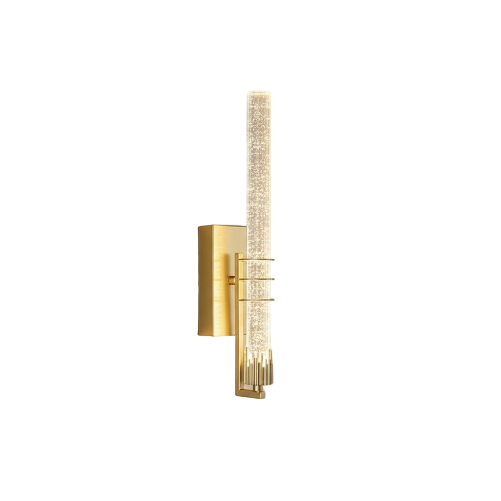 Applique doree avec tube cristal bulles diffusant une lumiere elegante.