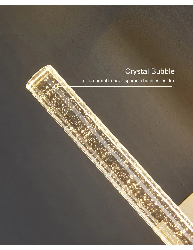 Applique luxe doree avec cristal lumineux integre.