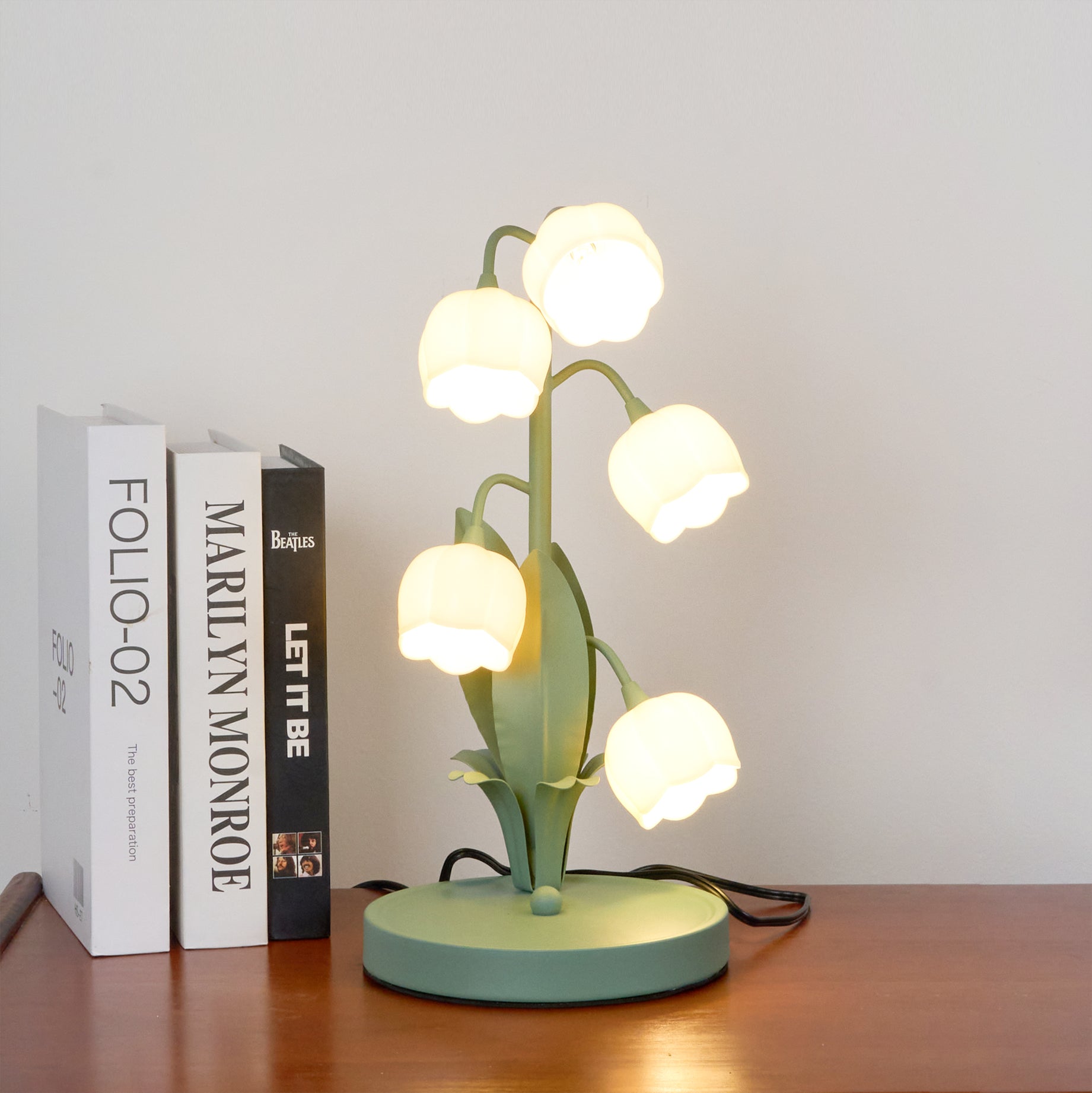 Lampe de Table Orchidée – Design Nature Élégant, Bell