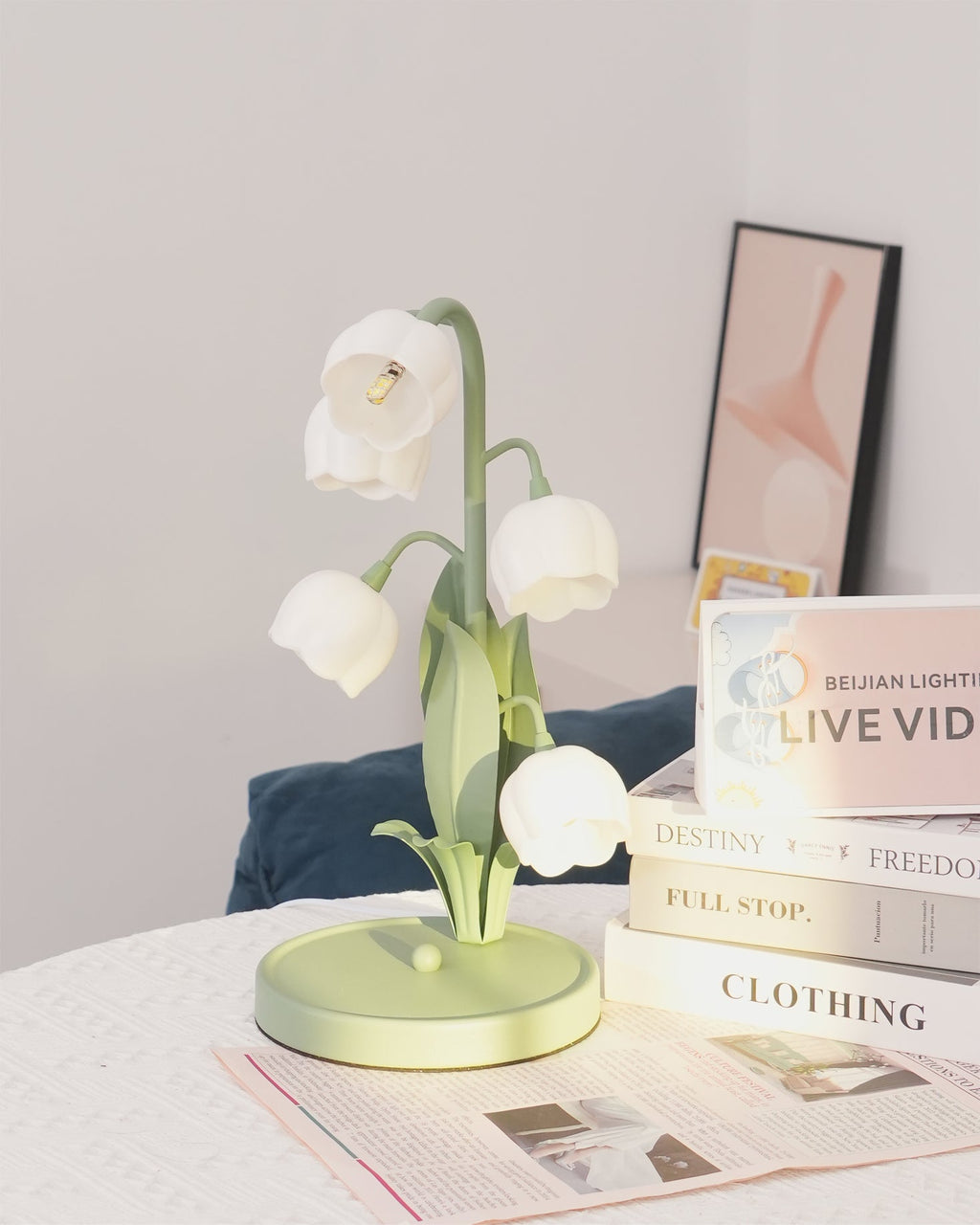 Lampe de Table Orchidée – Design Nature Élégant, Bell