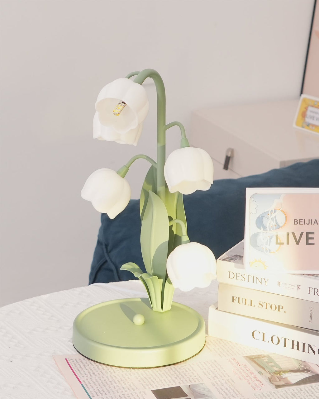 Lampe de Table Orchidée – Design Nature Élégant, Bell