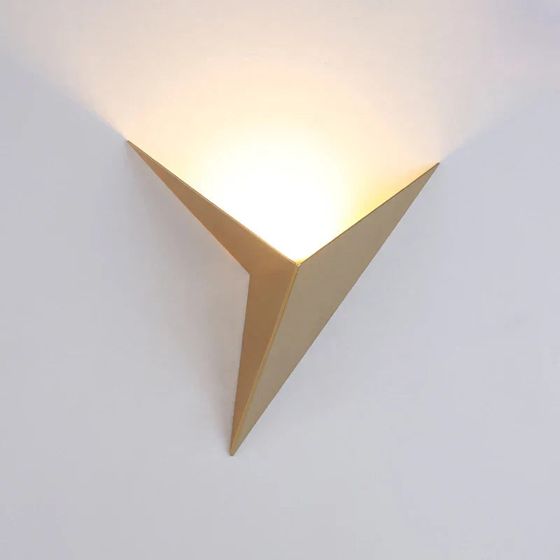 Applique Murale Triangulaire