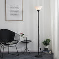 Lampadaire moderne noir offrant un eclairage indirect doux