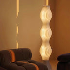 Lampadaire design contemporain apportant une touche elegante
