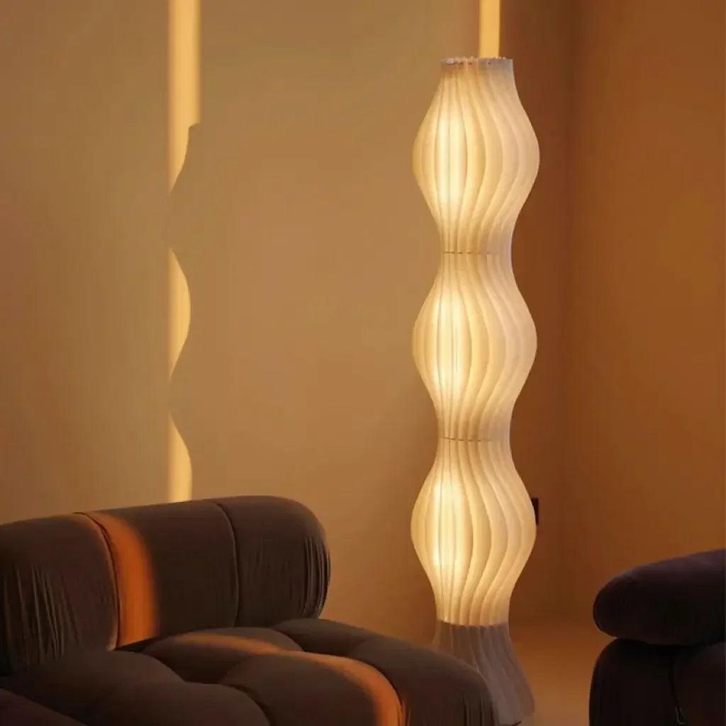 Lampadaire design contemporain apportant une touche elegante