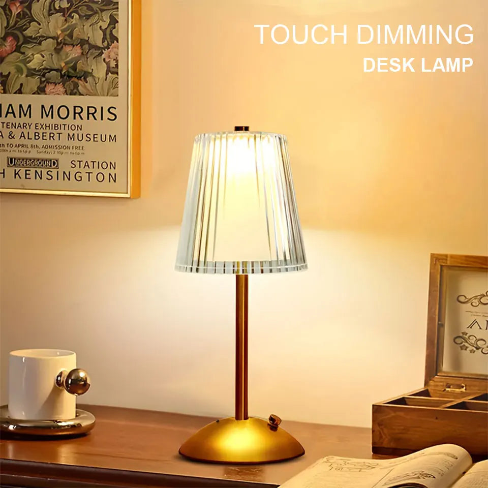 Lampe LED tactile sans câble idéale pour créer une ambiance chaleureuse et élégante