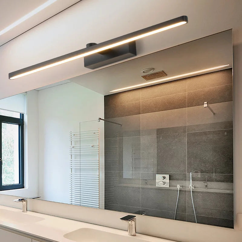 Lampe murale LED pour eclairage de miroir.