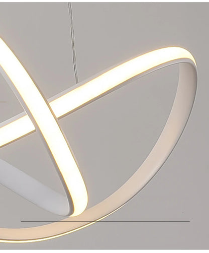 Lustre aluminium design blanc pour salle a manger.