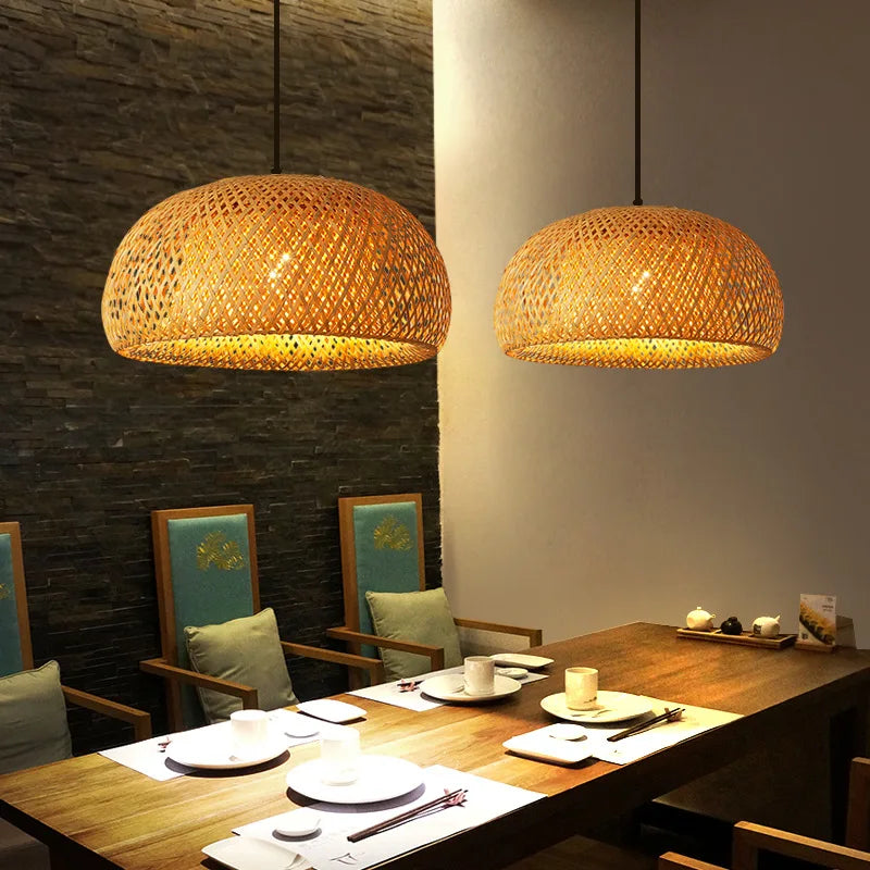 Lustre bambou lanterne naturelle diffuse lumiere chaude.