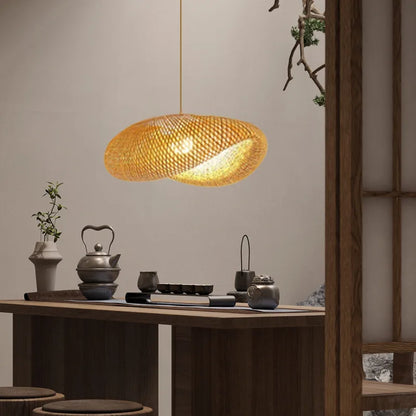 Lustre bambou fait main style japandi pour interieur zen.