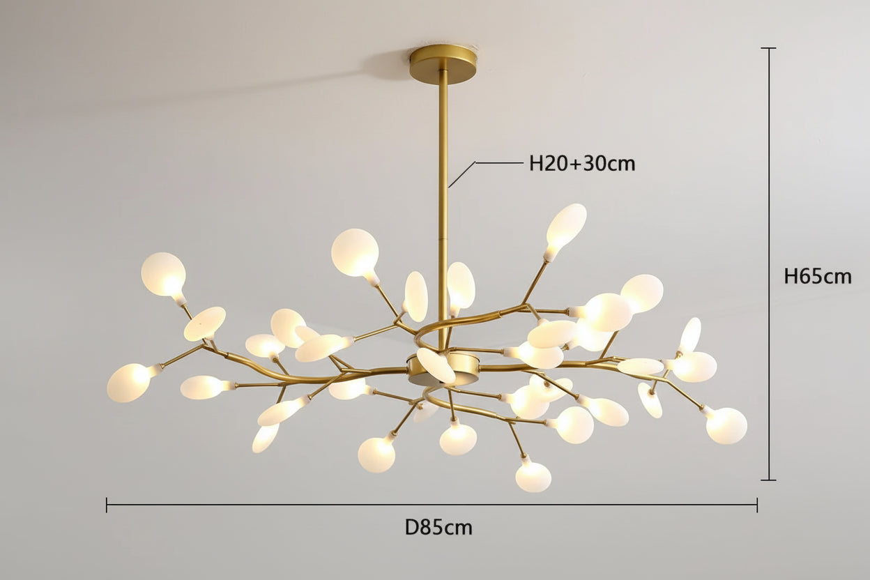 Detail des bras en metal du lustre design branche