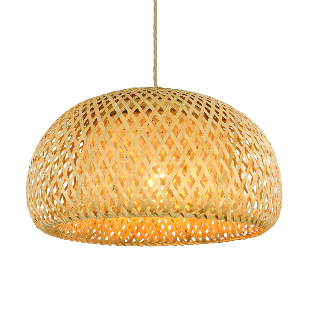 Lustre rattan fait main pour ambiance naturelle.