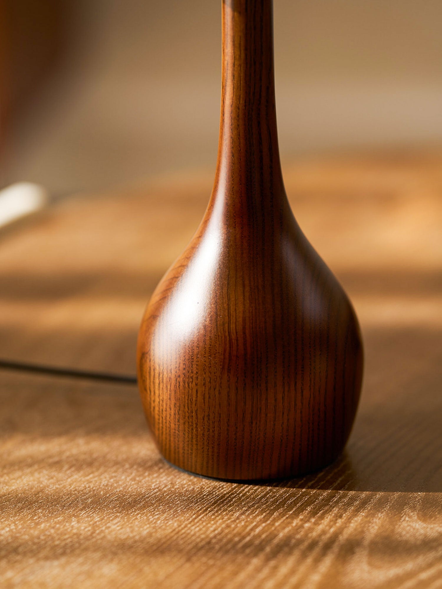 Lampe de Table Verre & Bois – Design Luxe Dimmable, Andi