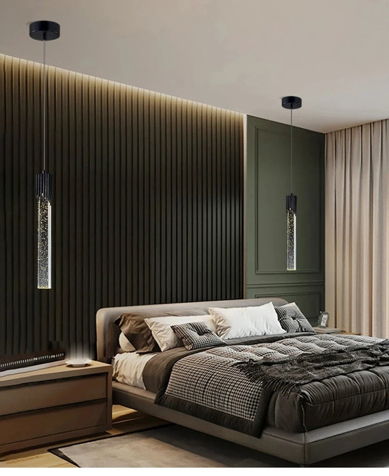 Suspension contemporaine en cristal lumineux pour décoration chic.