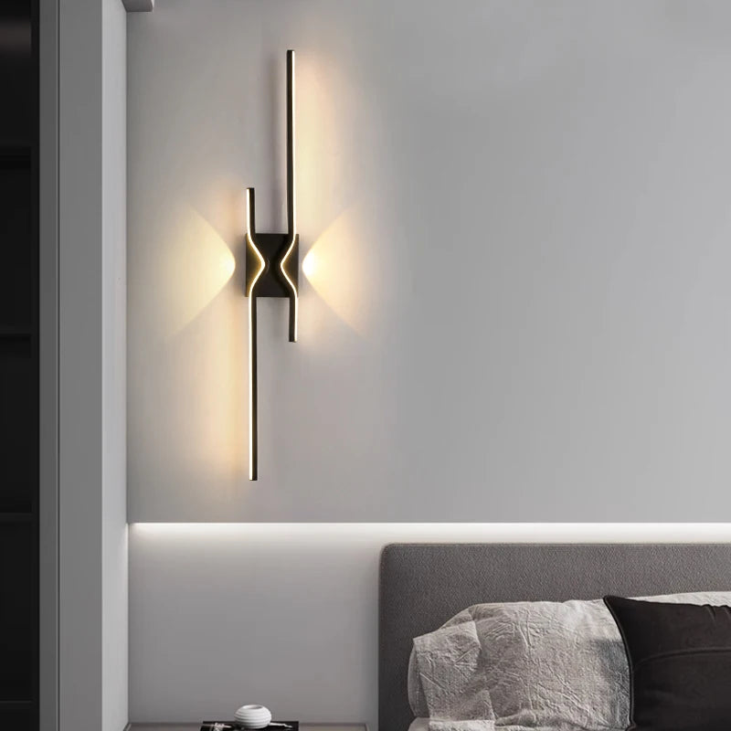 Support mural en aluminium noir de l’applique LED moderne.