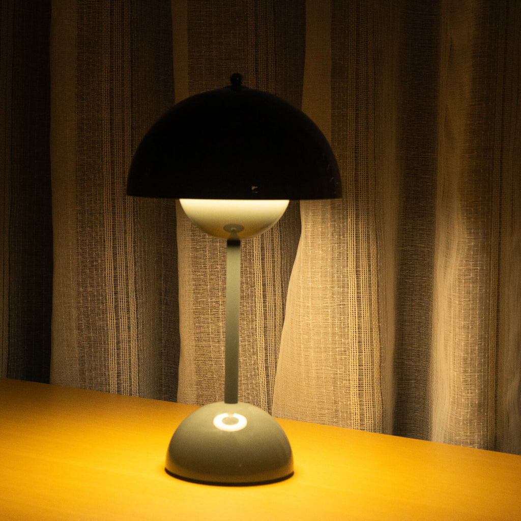 Lampe de Table Moderne et Sans Fil - Brûlée