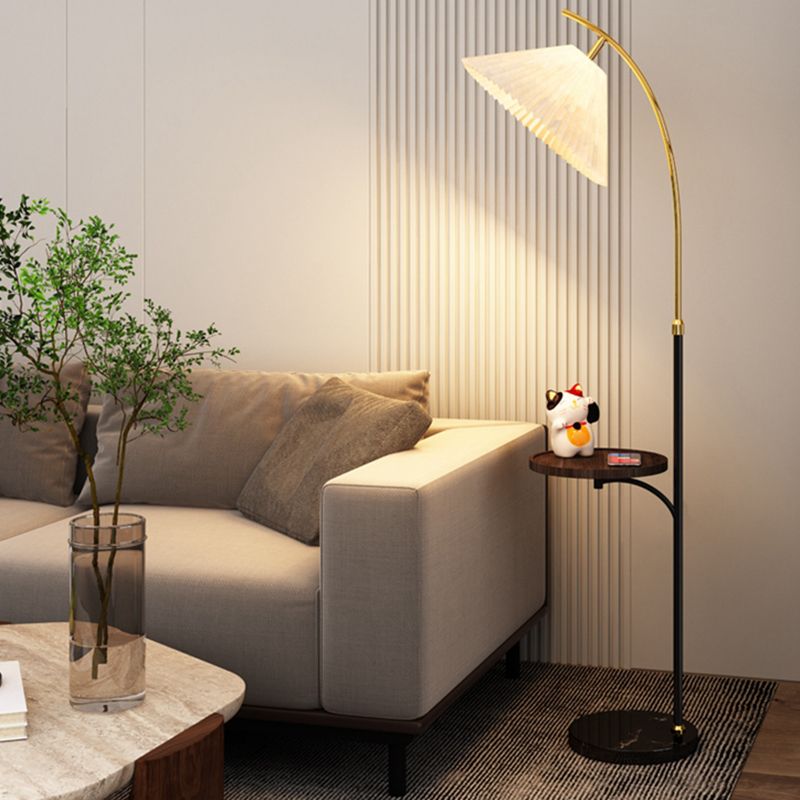 Lampadaire Parapluie LED Tablette