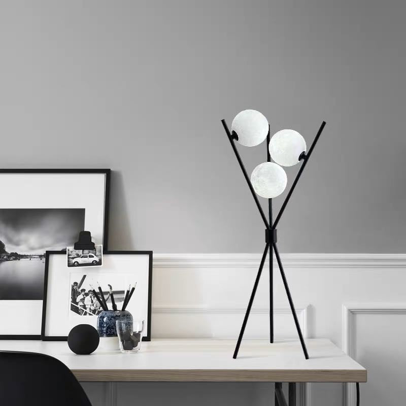 Lampadaire Tripode Acrylique Moderne