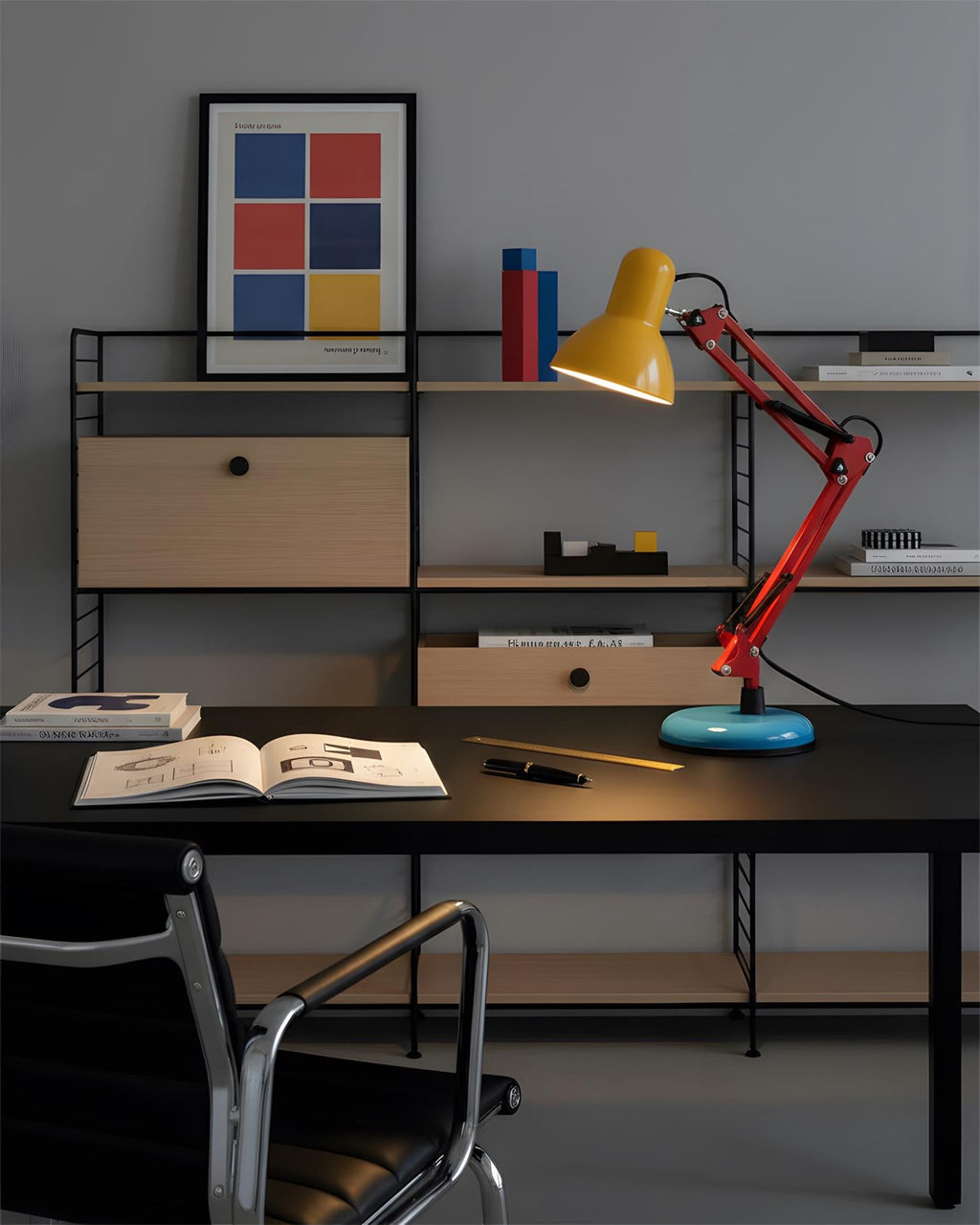 Lampe de Table Flexo Memphis, échelle par rapport au bureau