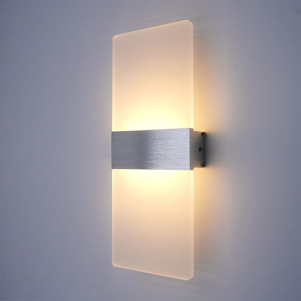 applique murale minimaliste aluminium acrylique ambiance zen